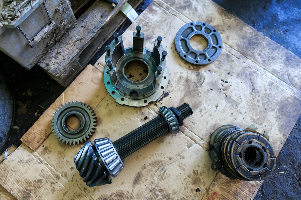 Części do ciągników rolniczych – KUNERT Poladowo